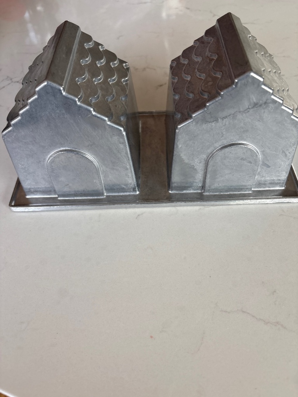 The Tomte Cake mold cake pan